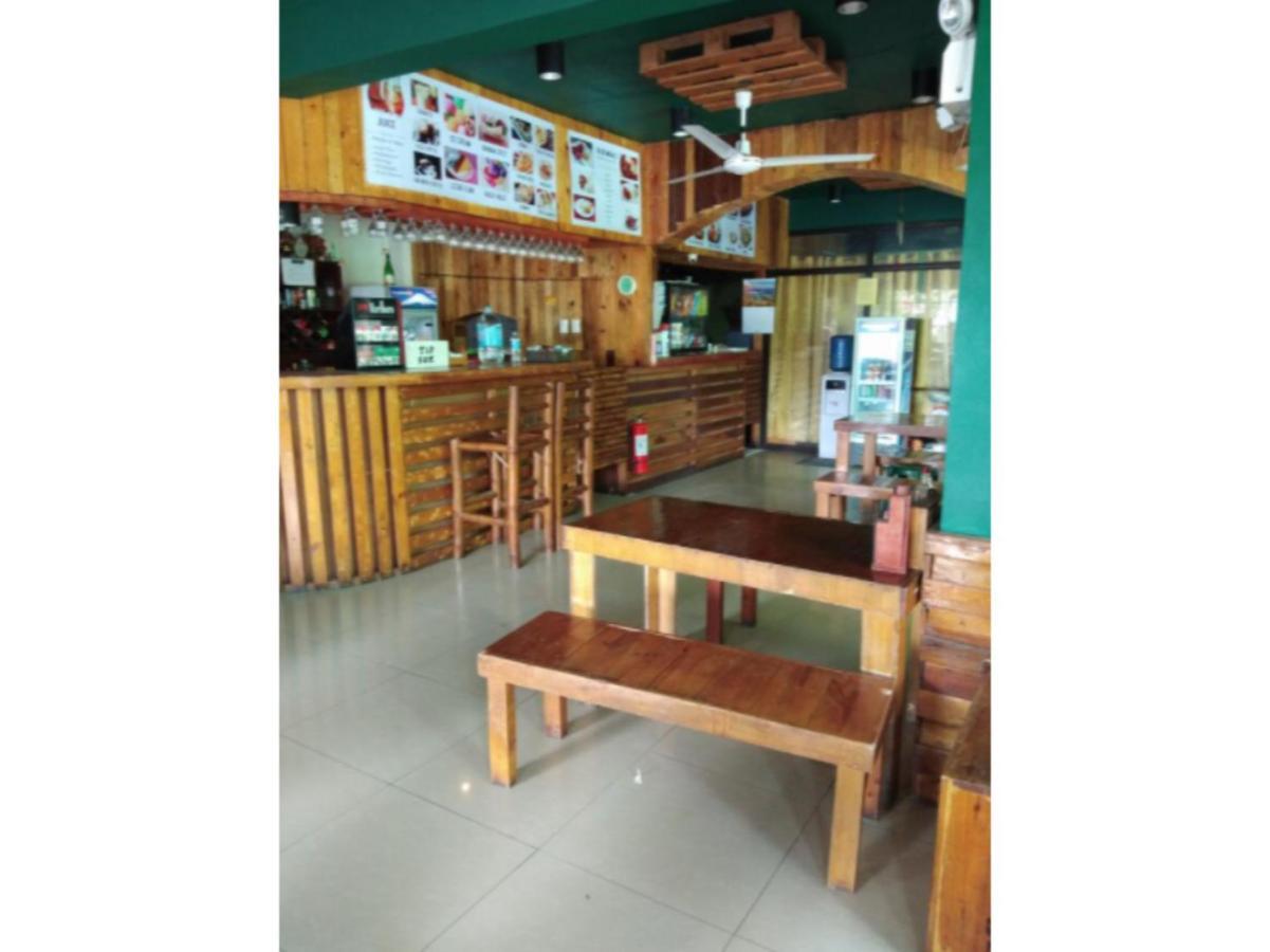 Aosmec Square Hotel Île de Mactan Extérieur photo