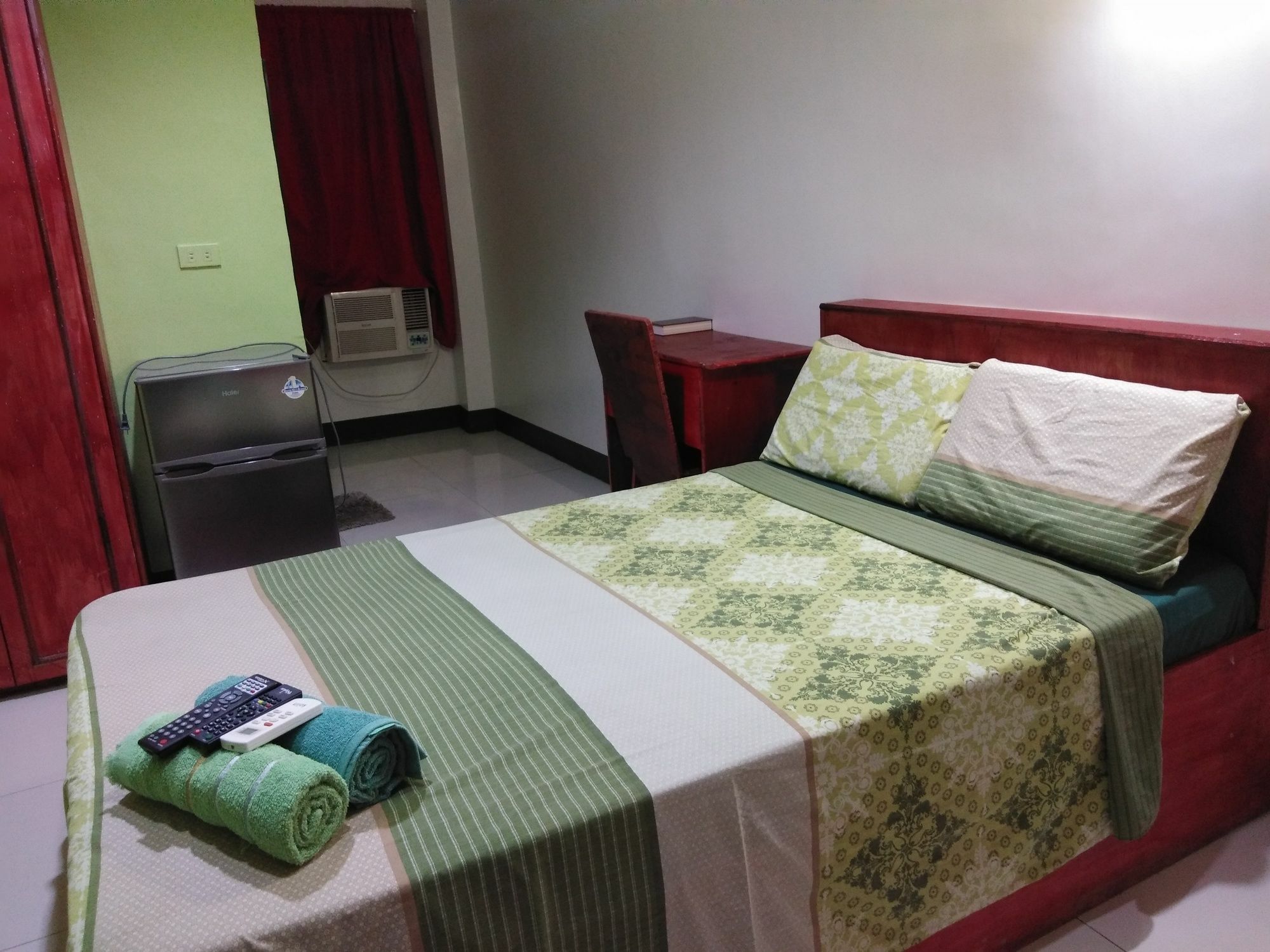 Aosmec Square Hotel Île de Mactan Extérieur photo